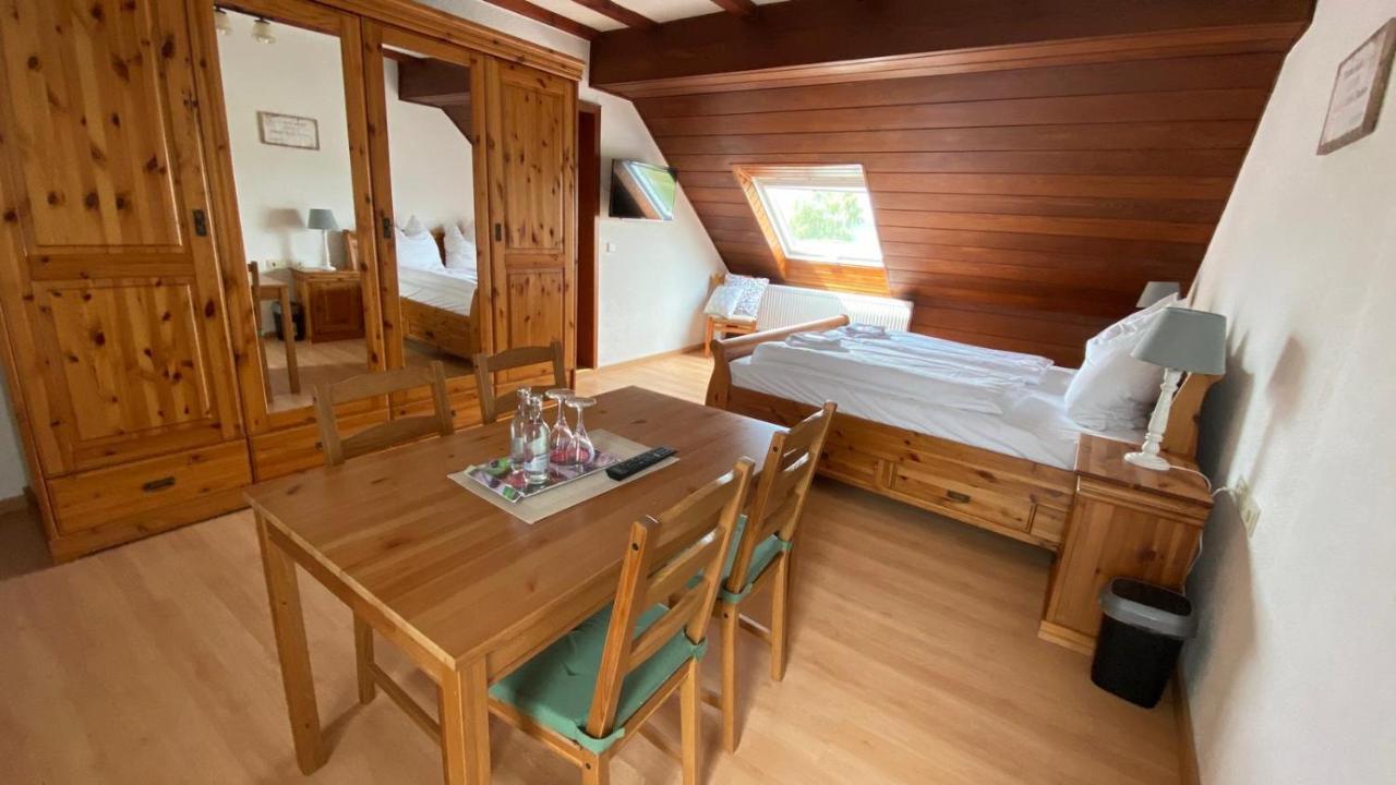 Landhaus Zum Mushof Hotel Wethen Экстерьер фото